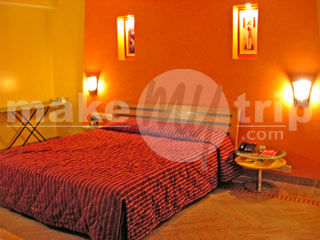 Celebrity Boutique Hotel Hyderabad Exterior photo